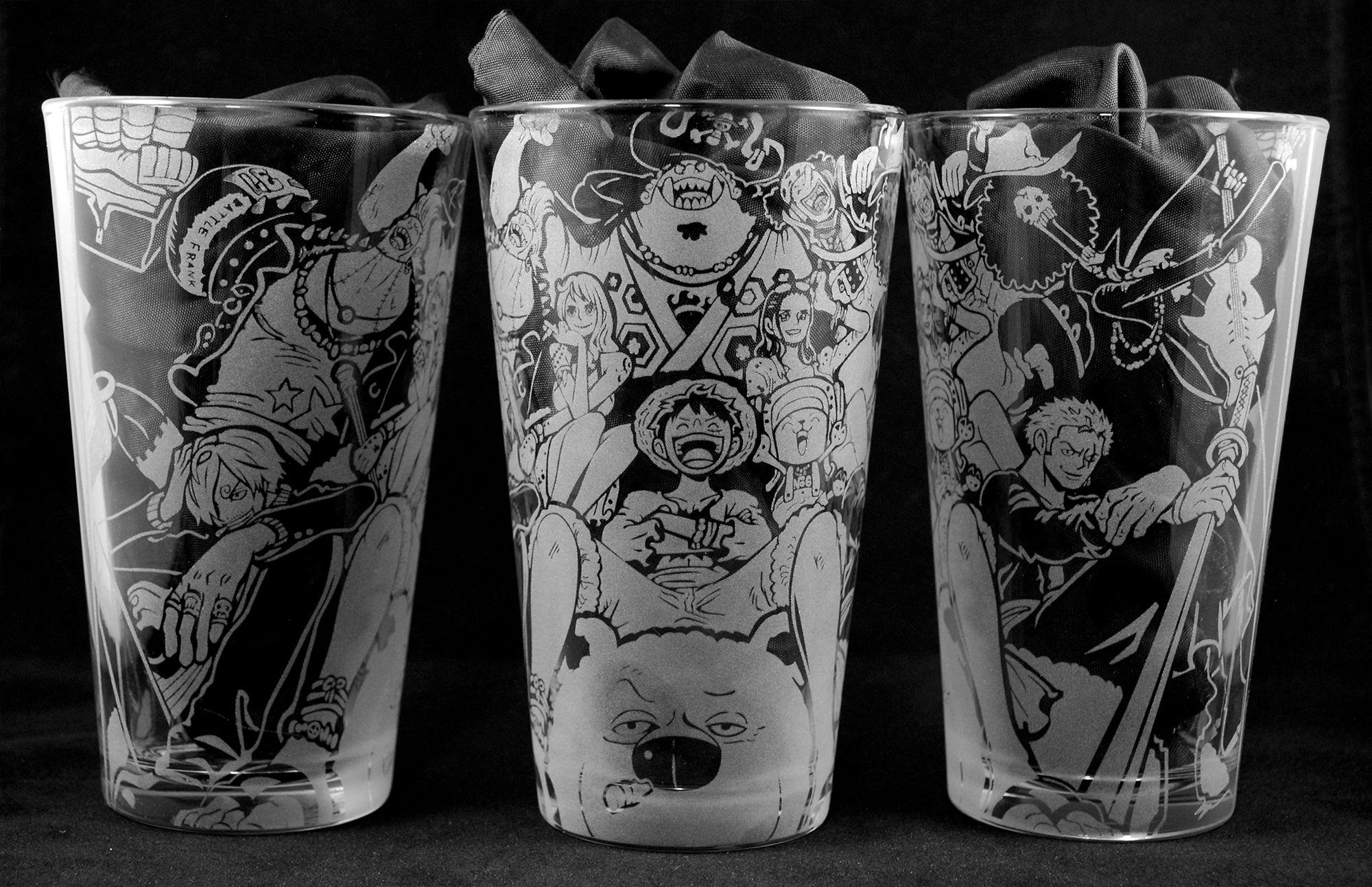One Piece Laser Engraved Pint Glass