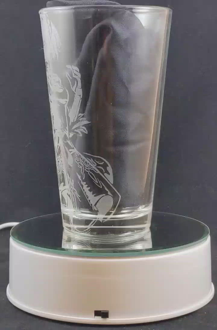 2B from Nier Automata Laser Engraved Pint Glass